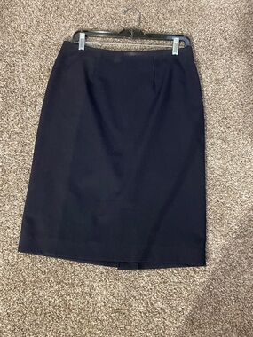 Classic Navy Pencil Skirt - Merona size 8
